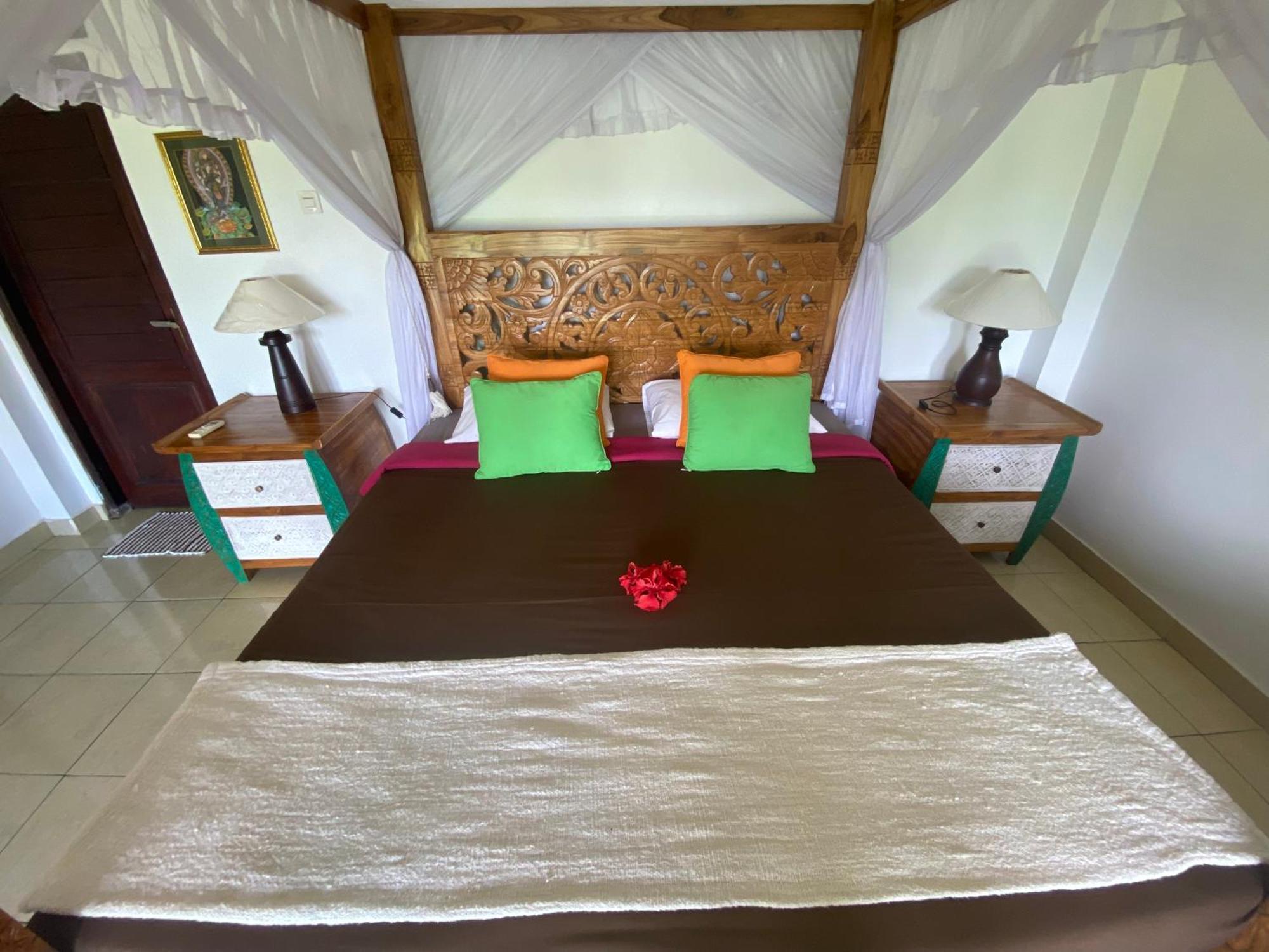 Great Mountain Views Villa Resort Selat Екстер'єр фото