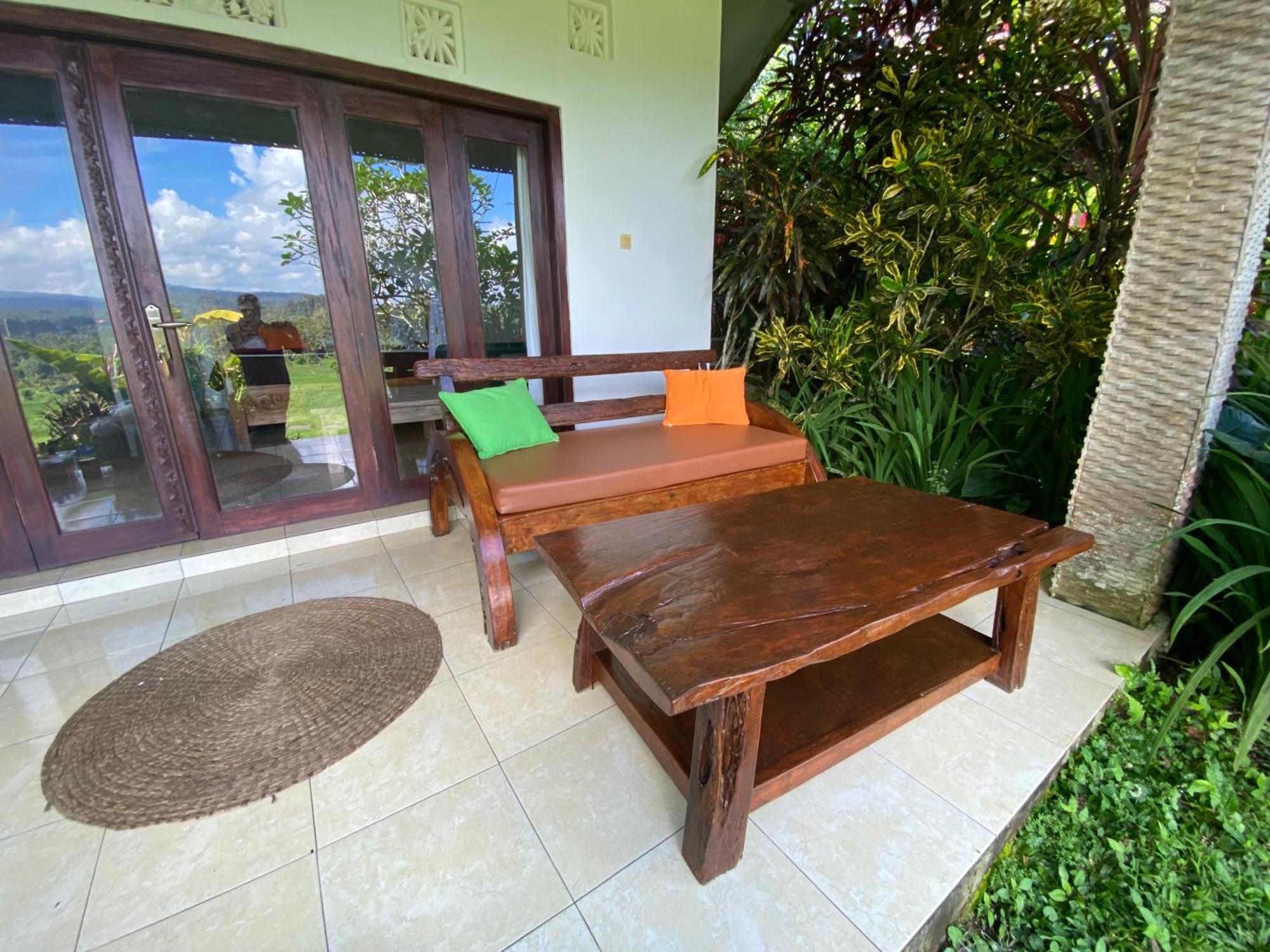 Great Mountain Views Villa Resort Selat Екстер'єр фото
