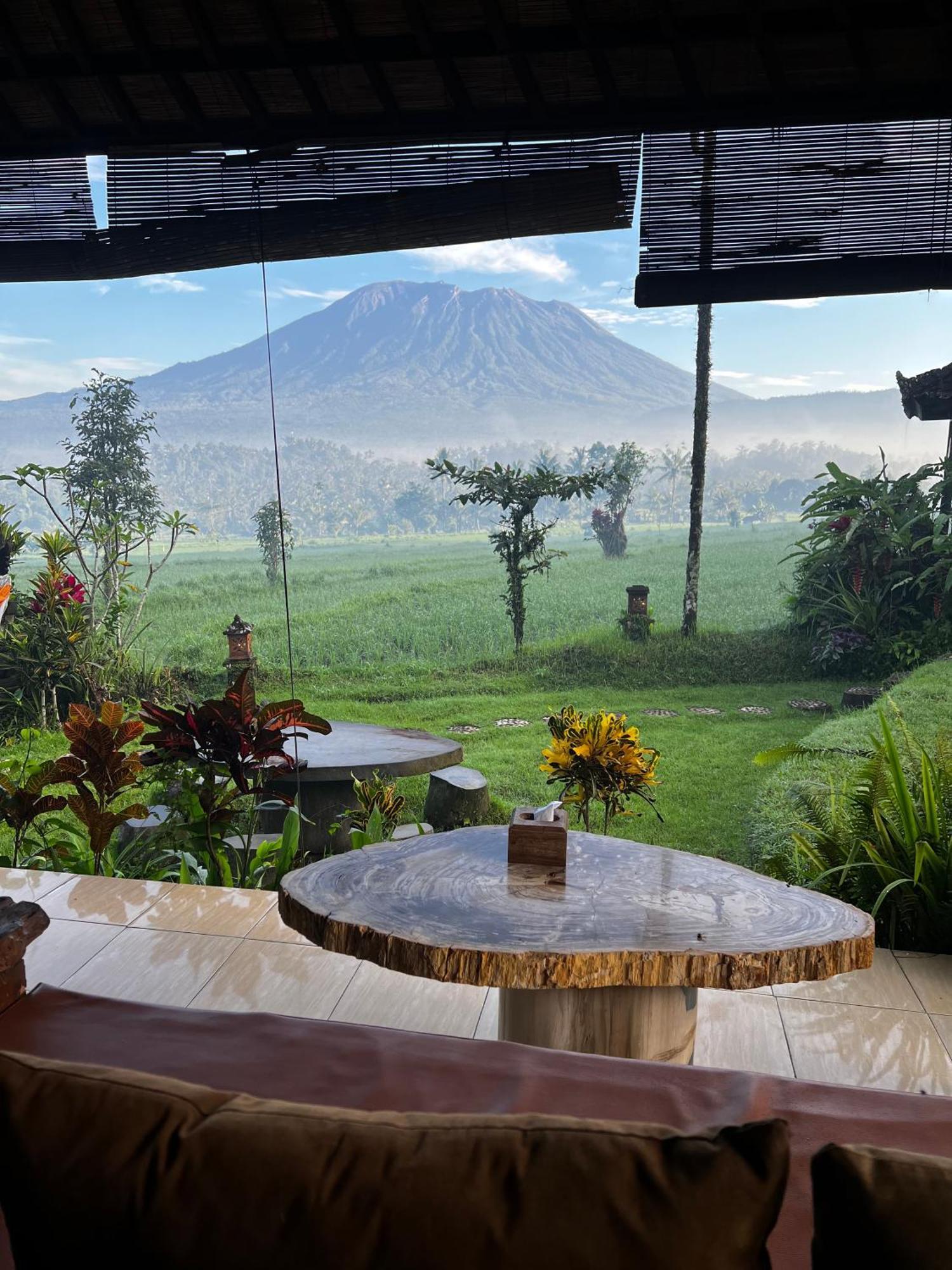 Great Mountain Views Villa Resort Selat Екстер'єр фото