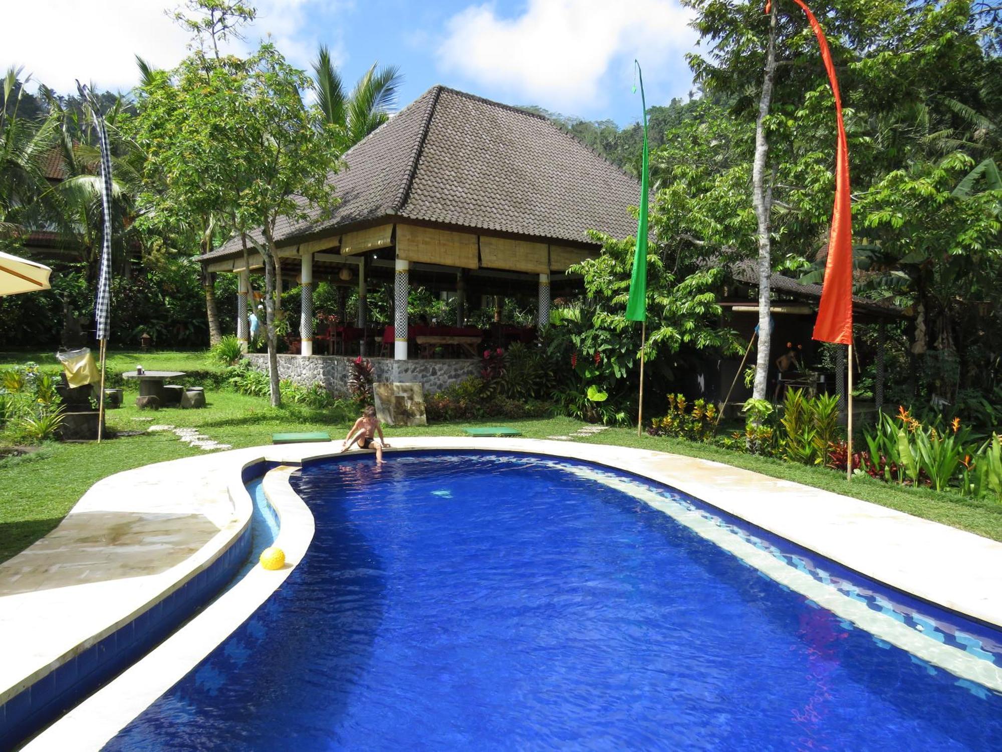 Great Mountain Views Villa Resort Selat Екстер'єр фото
