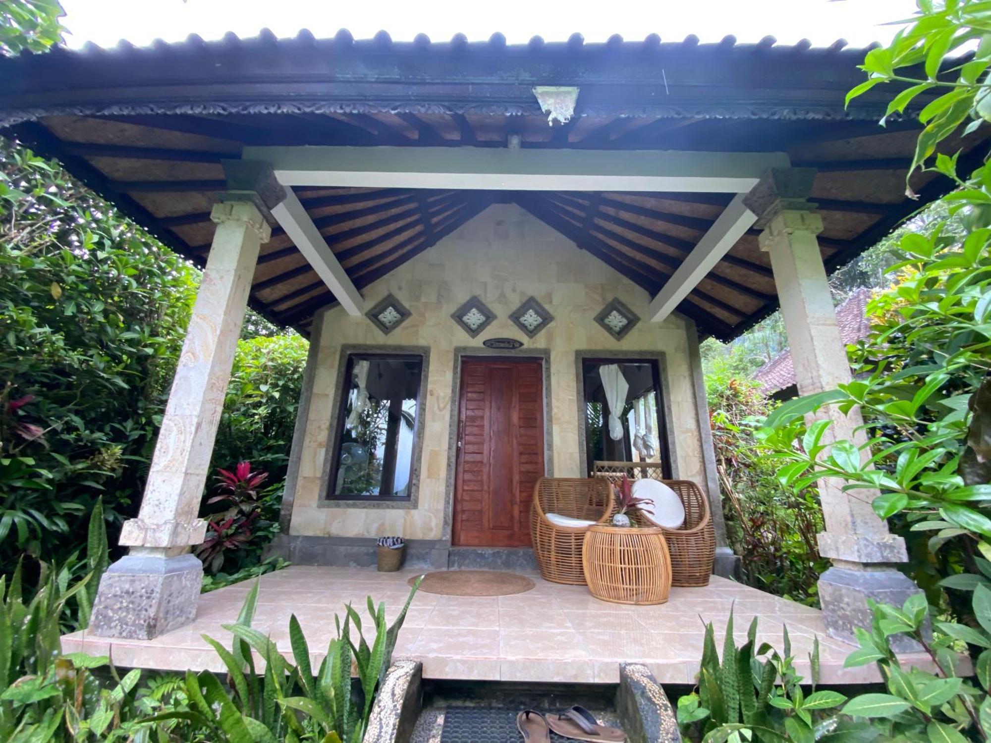 Great Mountain Views Villa Resort Selat Екстер'єр фото